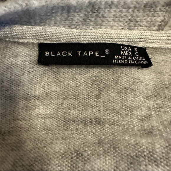 Black Tape Faux Fur Sleeve Color Block Cardigan Size Small - Picture 5 of 5